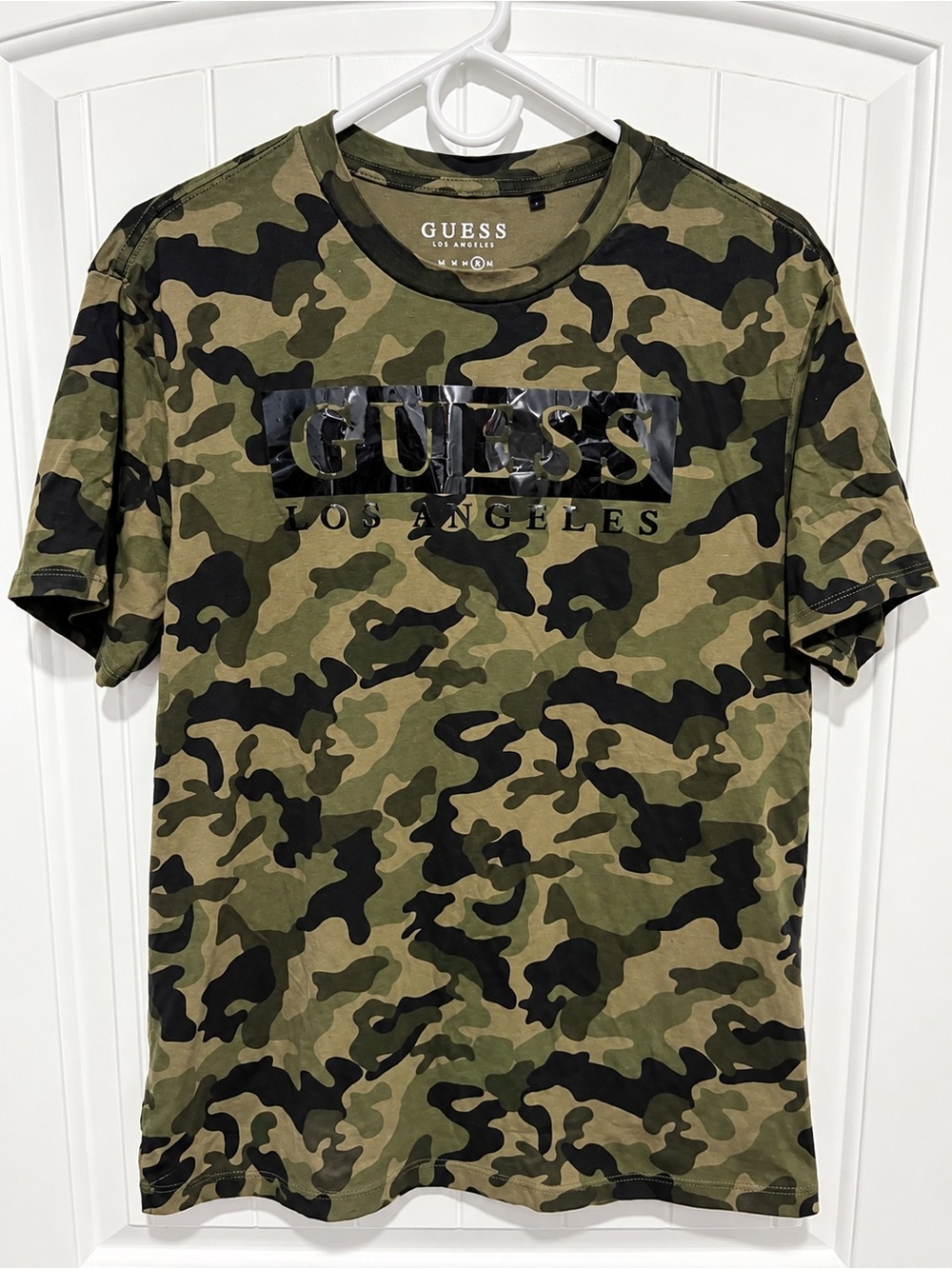 GUESS Los Angeles Camo Logo T Shirt Men’s Medium Green Black